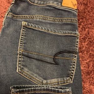 American Eagle Capris